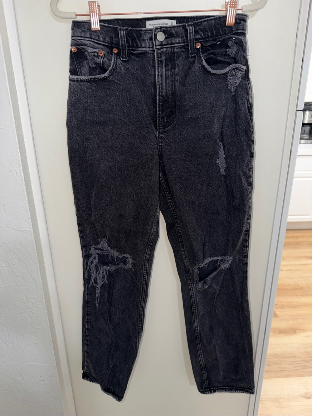 Abercrombie & Fitch Black The 90’s Straight Ultra High Rise curve Love 27 / 4S